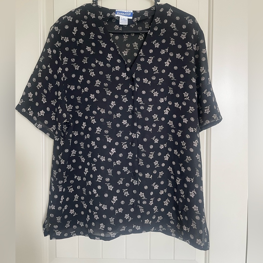 Pendleton Black Floral Blouse Size 16